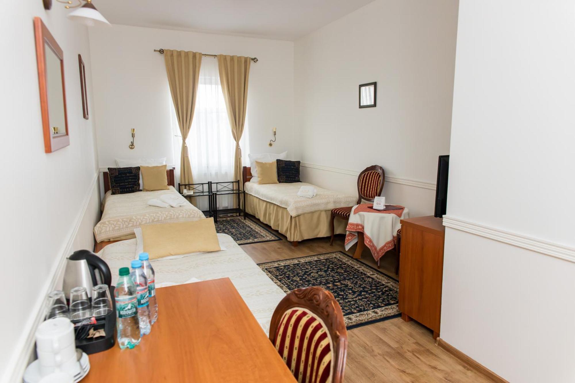 Napoleon Hotel 3*