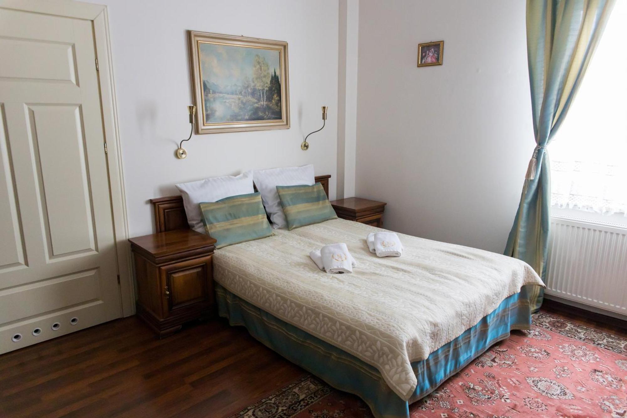 Napoleon Hotel Wroblew (Sieradz)