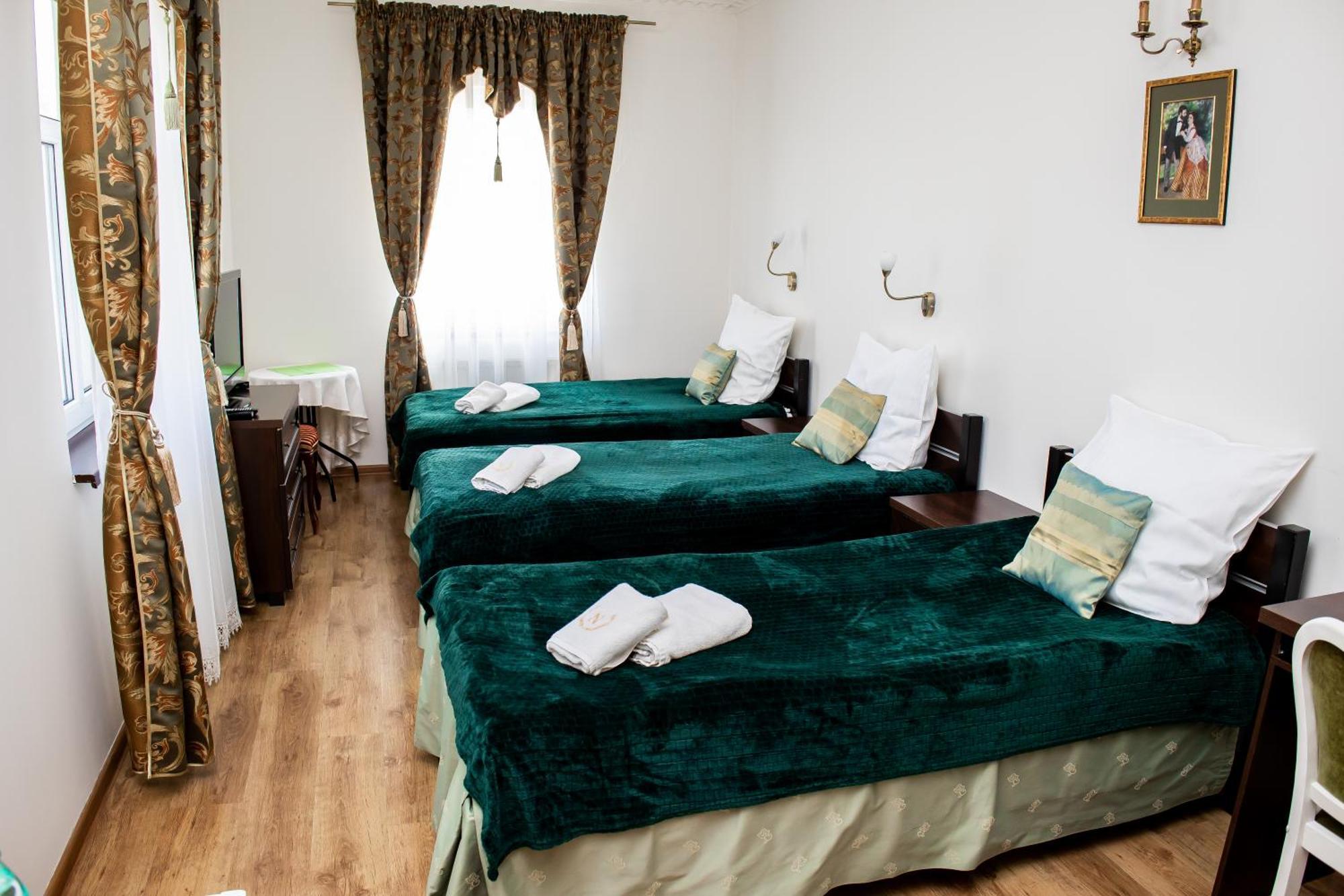 Napoleon Hotel 3*