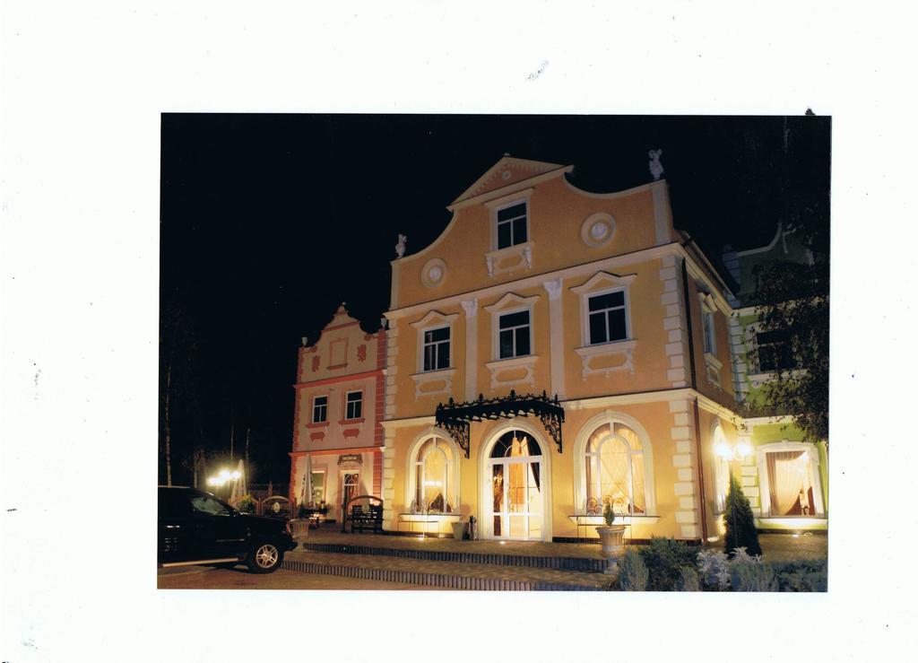Hotel Napoleon Wroblew (Sieradz)